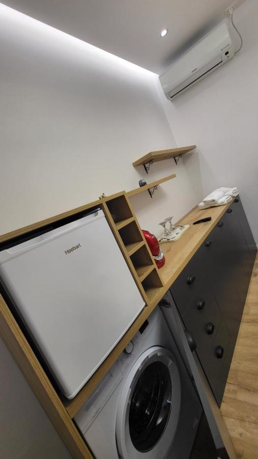 Karanxha'S Room Тирана Экстерьер фото
